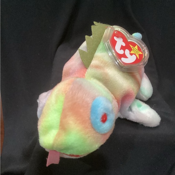 Beanie Baby Iggy born 8-12-1997 - Picture 1 of 1